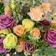 24 rosas multicolor + jarrón